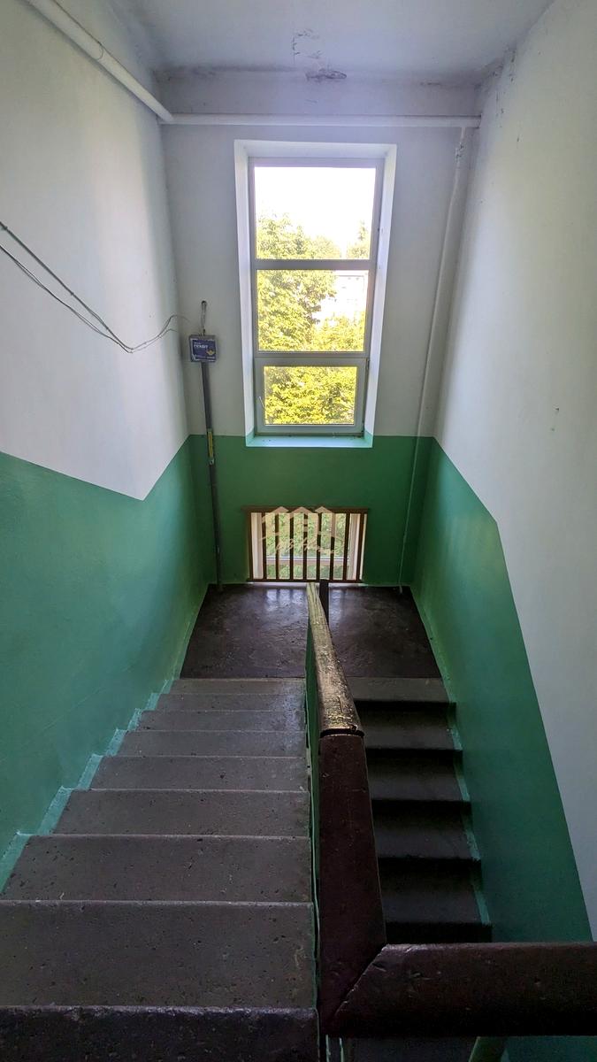 1870857291463607