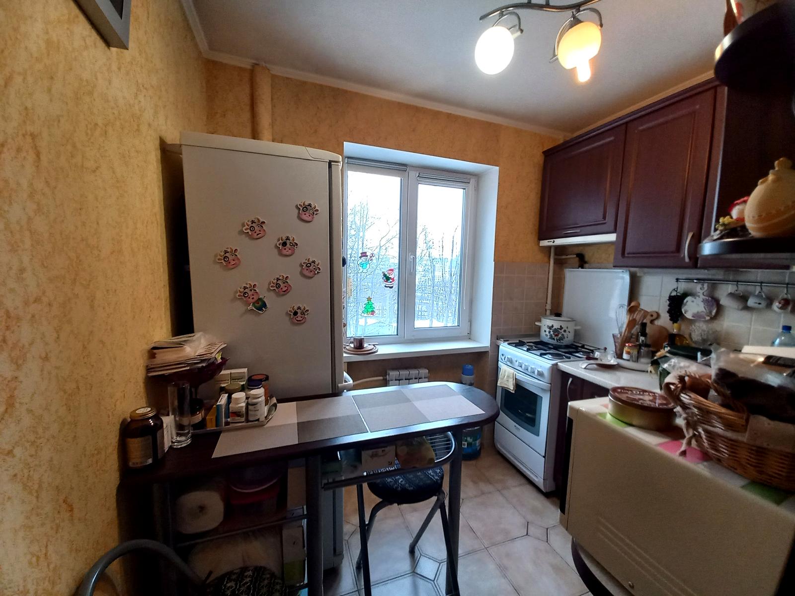 1870859631005671