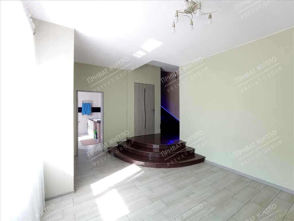 1870860420598845