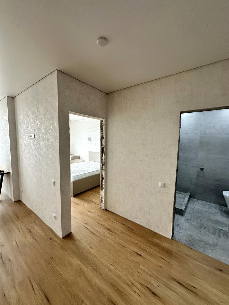 1870861598312427