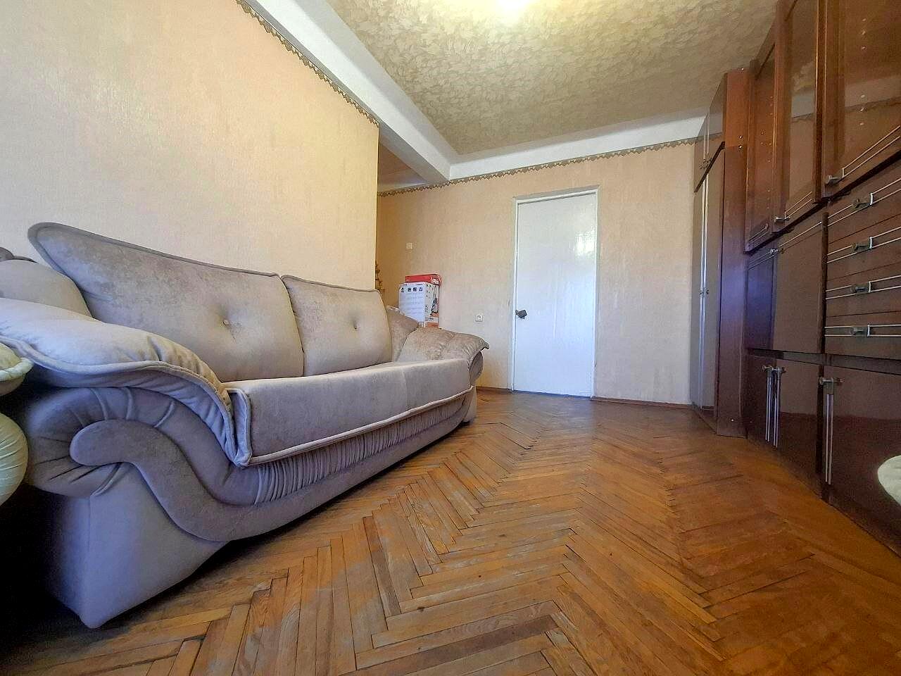 1870864409538543