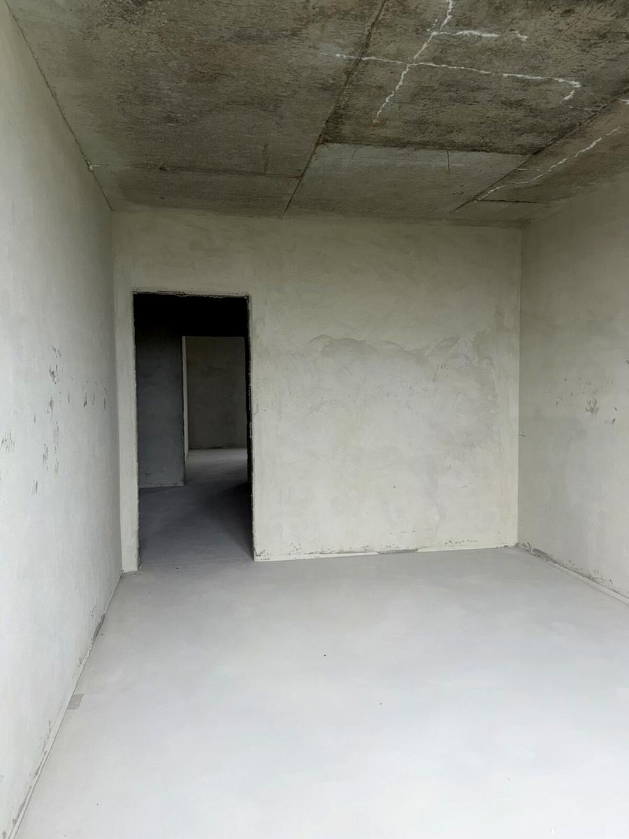 1870866887136044