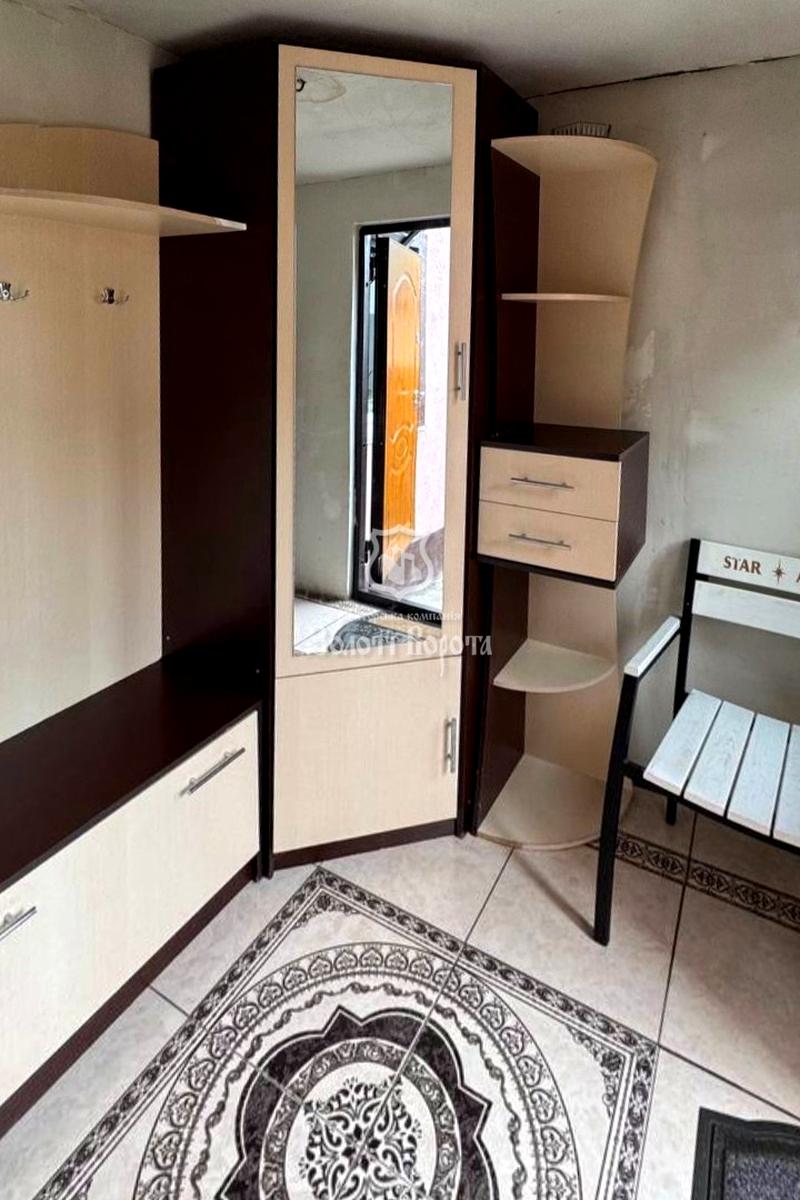 1870869304057160