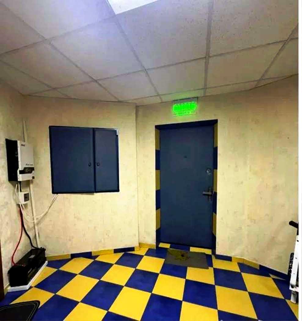 1870870402413299