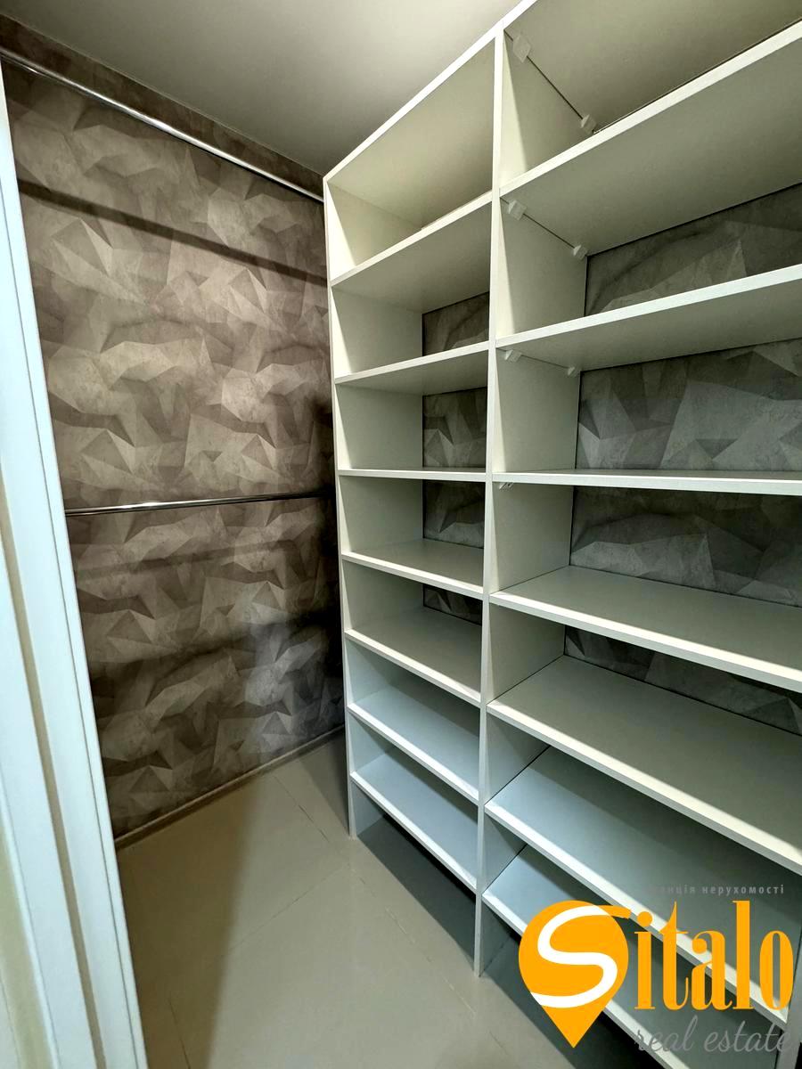 1870874155919108