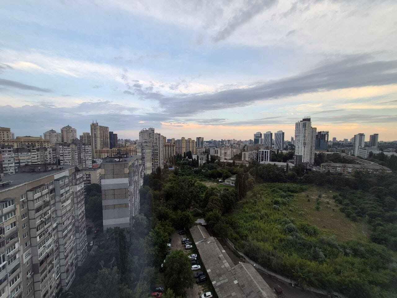 1870875225655144