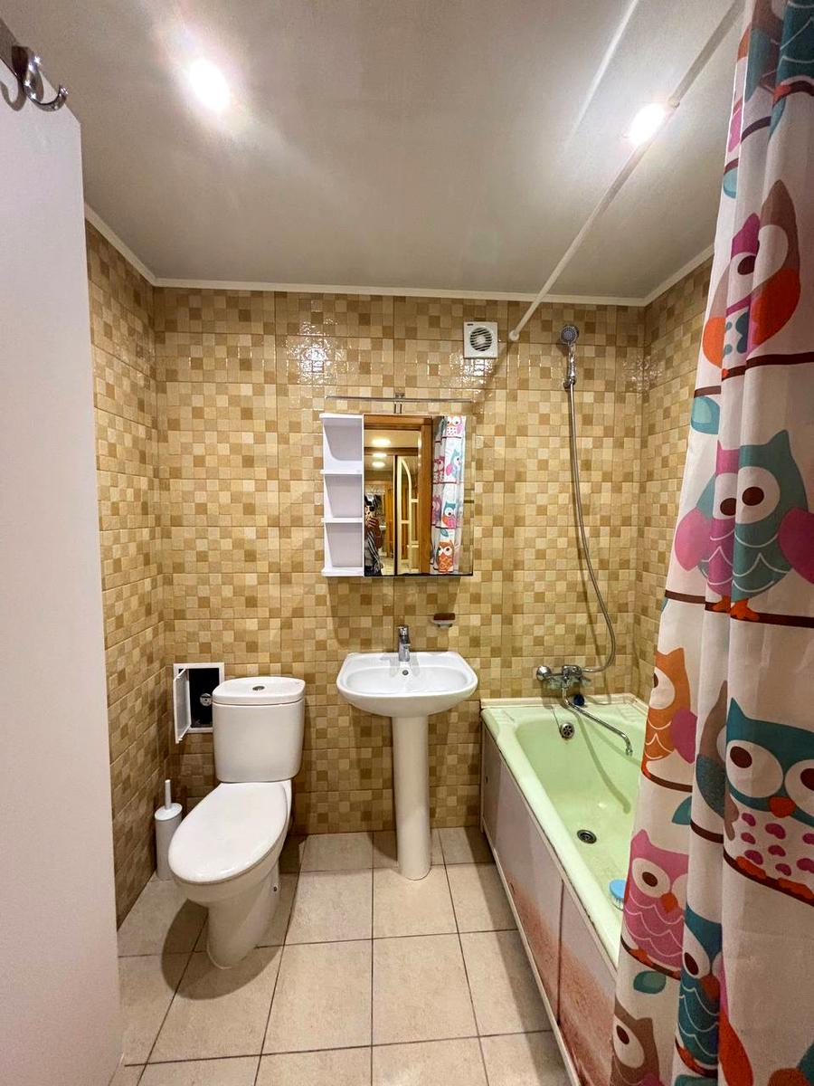 1870879405597870