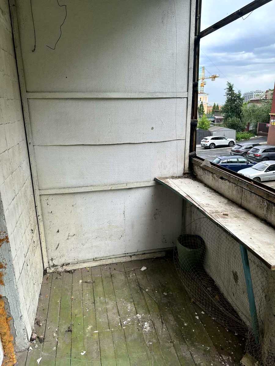 1870880835715395