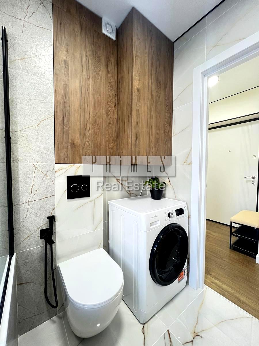 1870881278617871