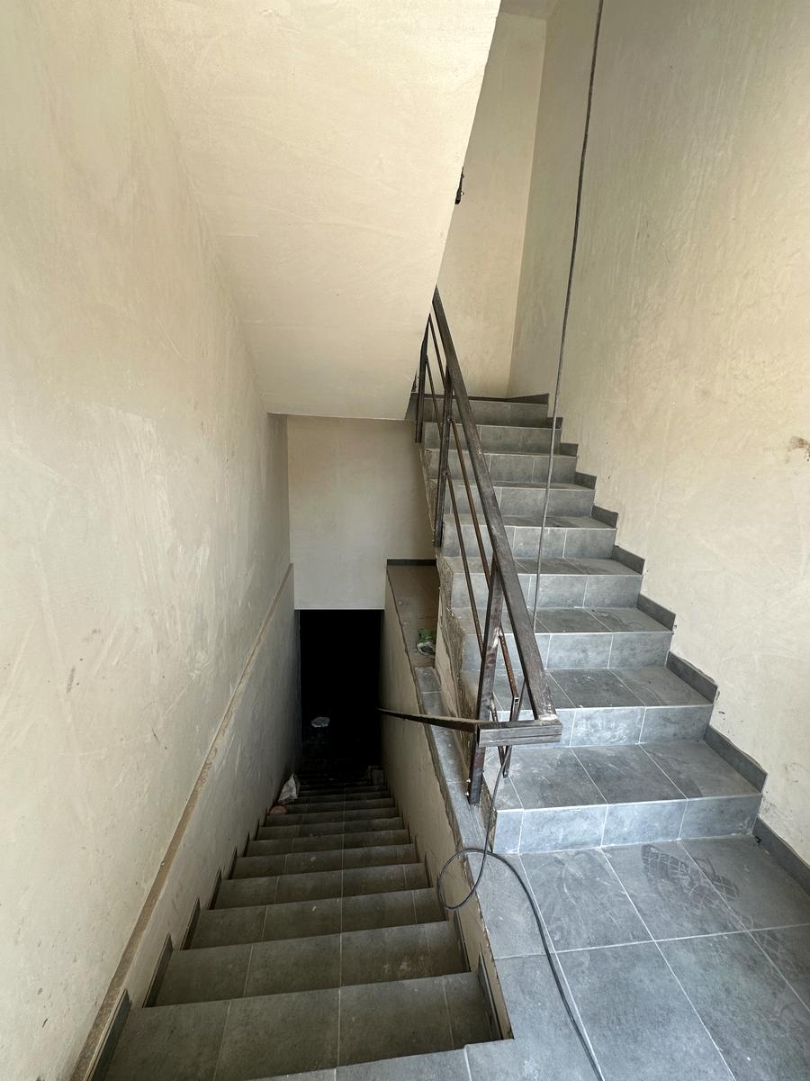 1870882586394822