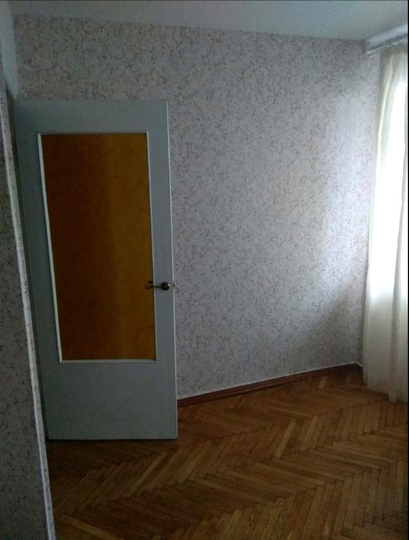 1870892156203519