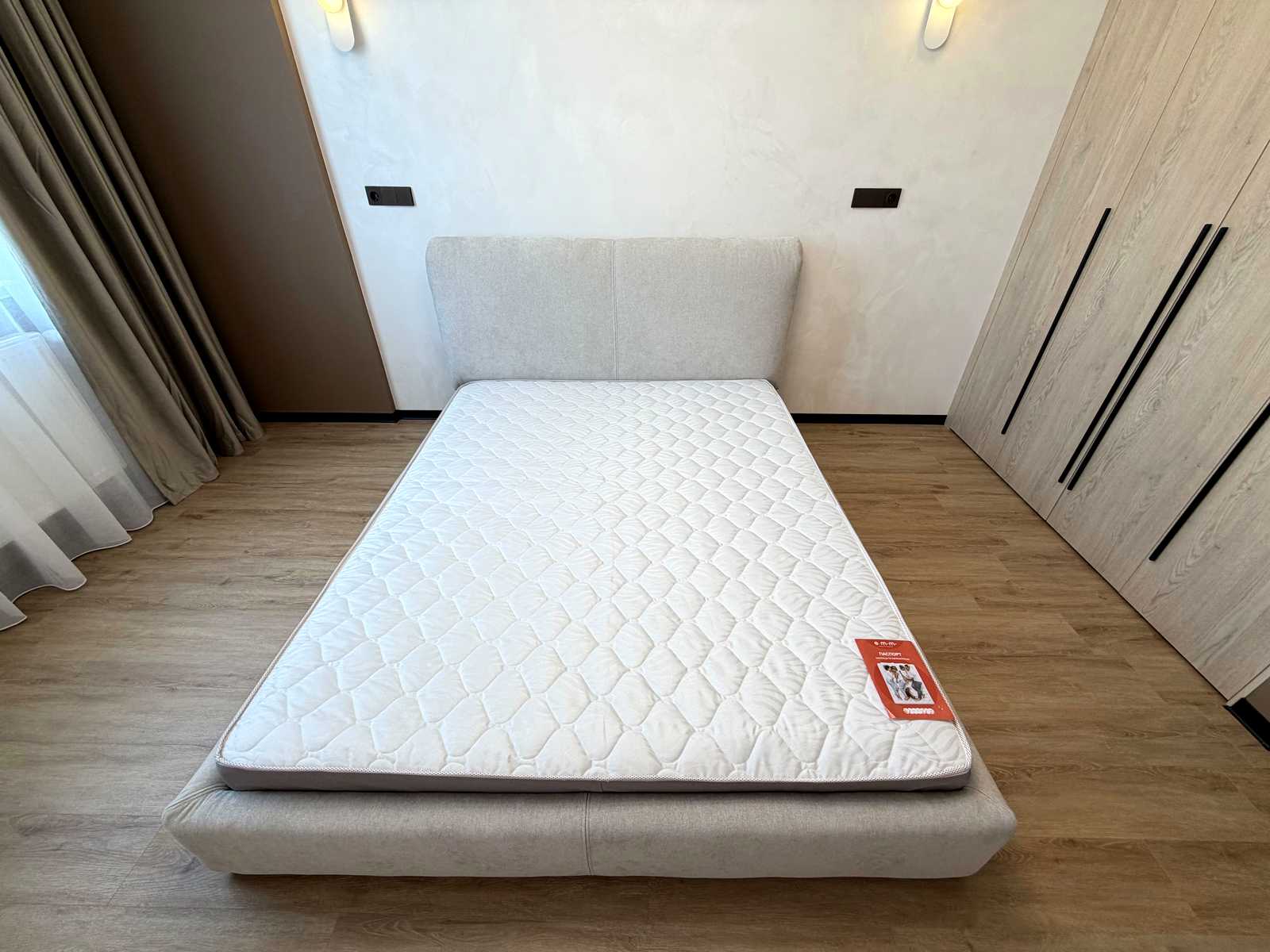 1870899503003302