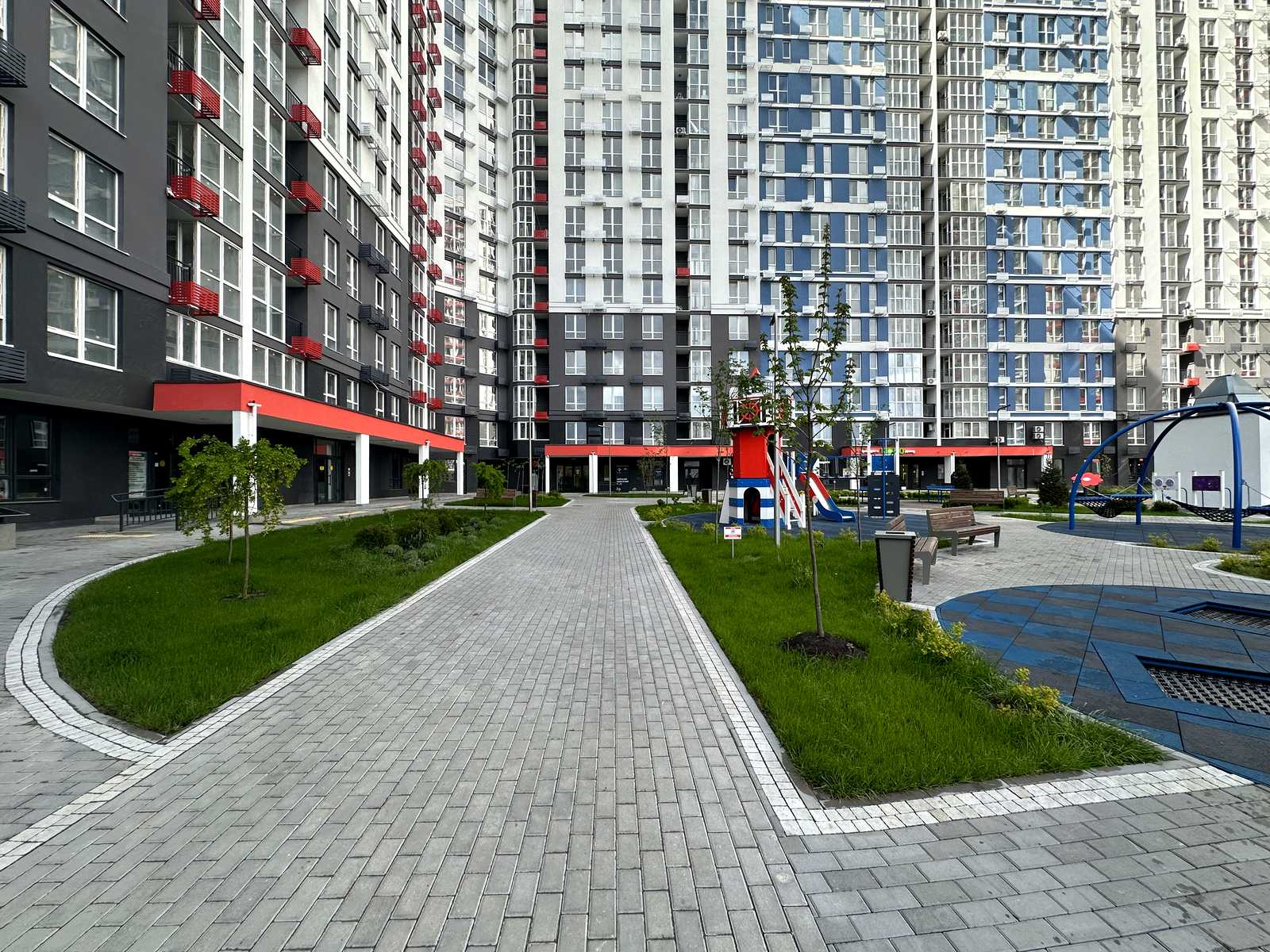 1870900597482407