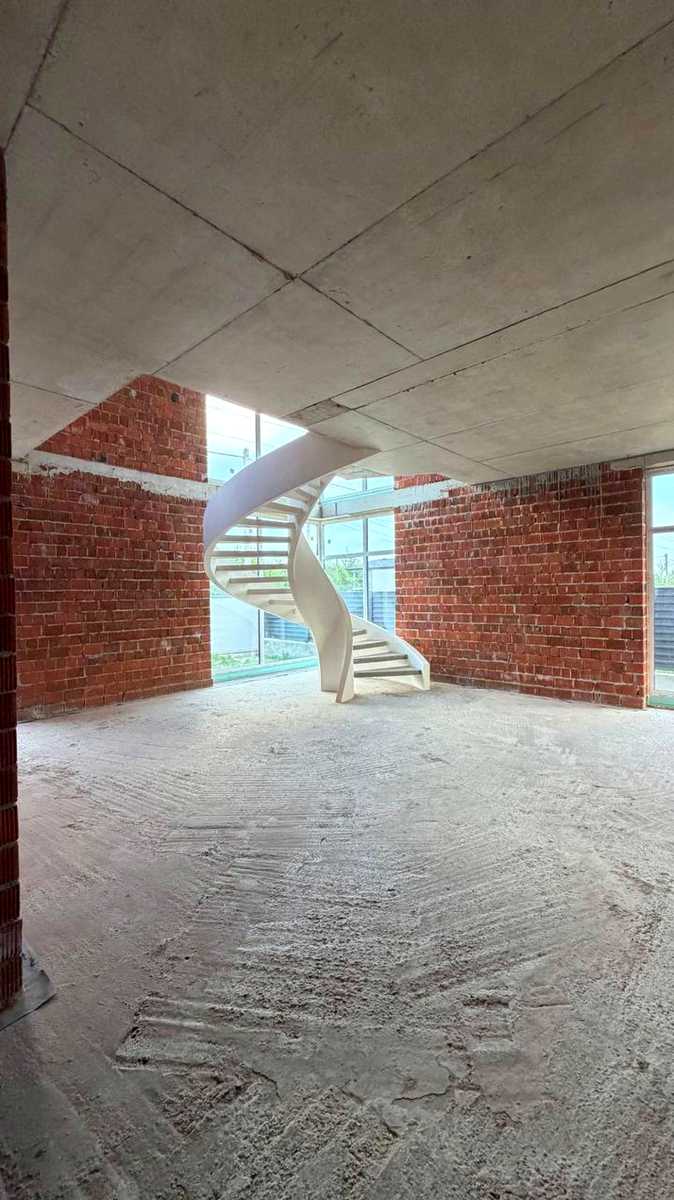 1870945785233474