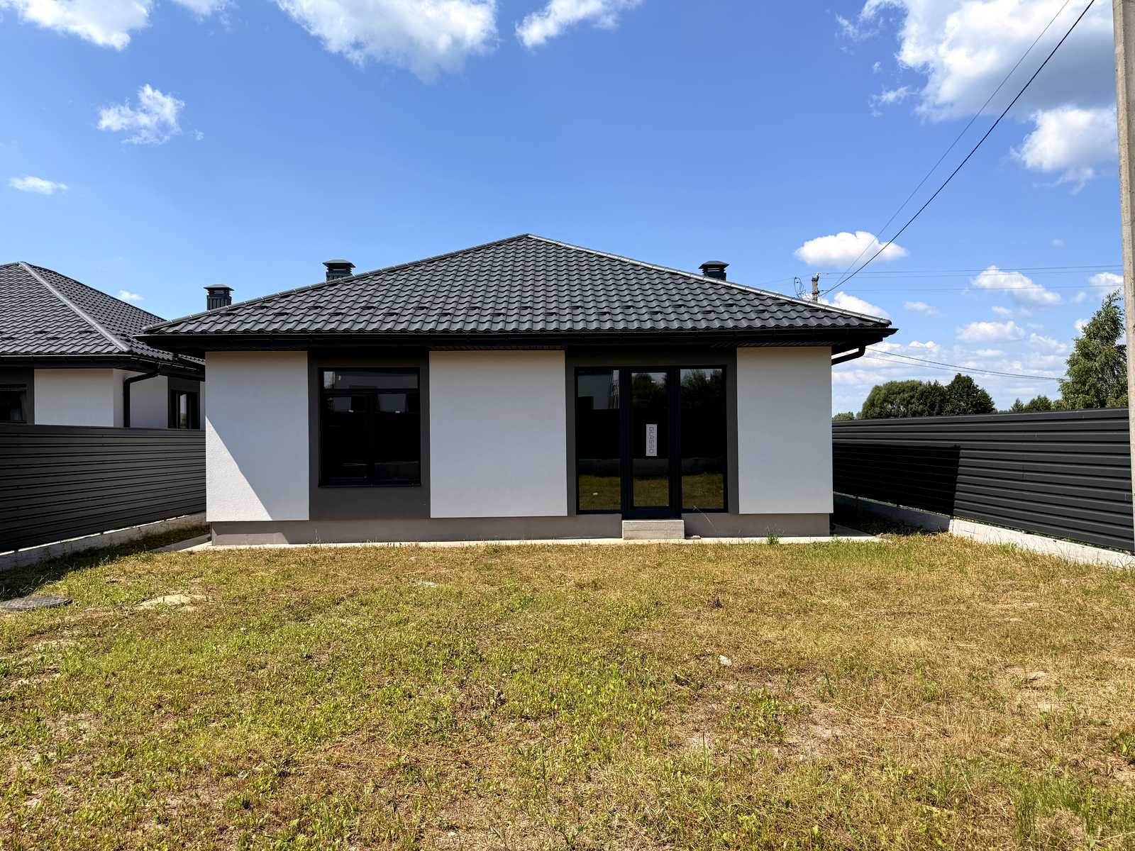 1870946757302385
