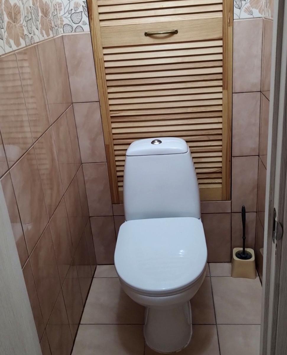 1870949879891815
