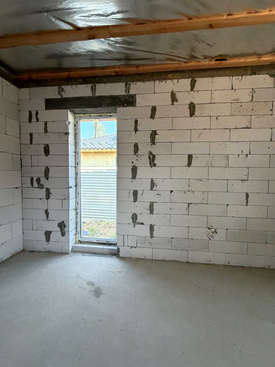 1870950057982147