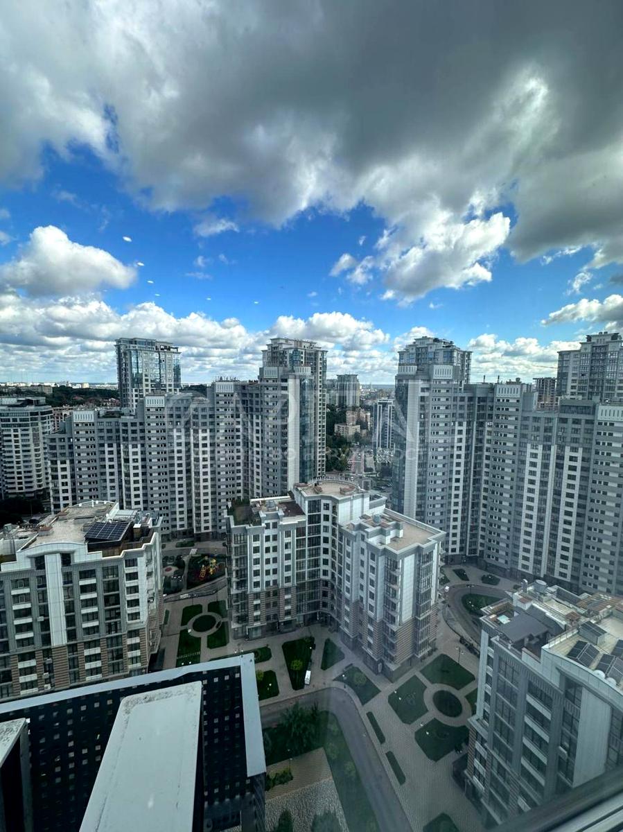 1870951042520445
