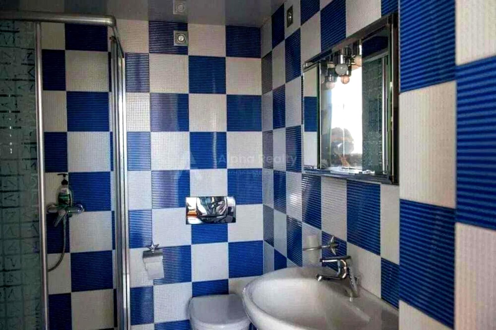 1870953719643594
