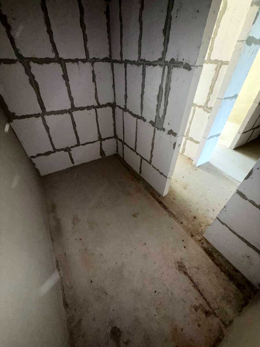 1870954672513889
