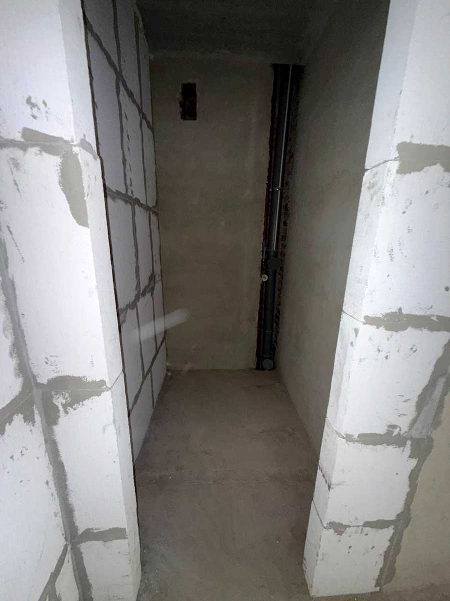1870954672707418