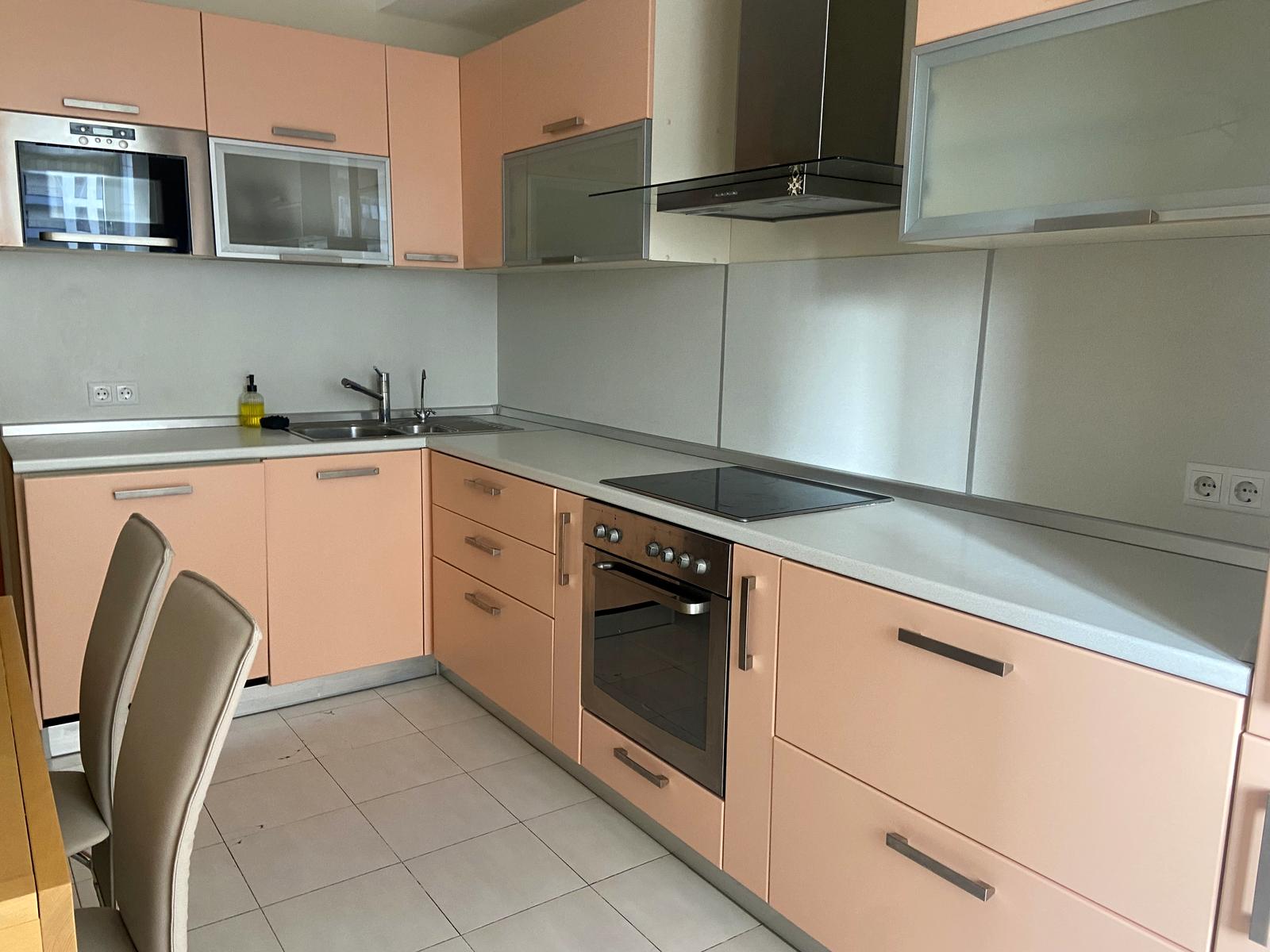 1870955801238024