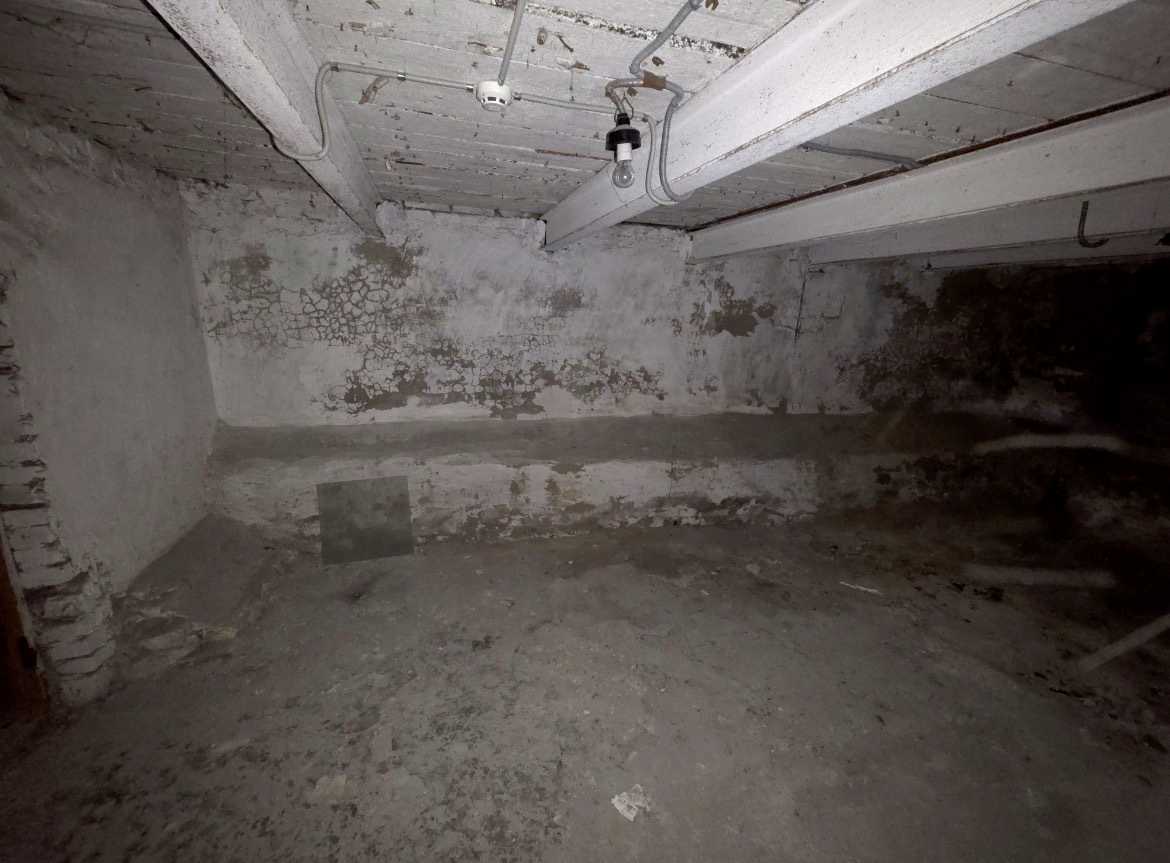 1870955814752775