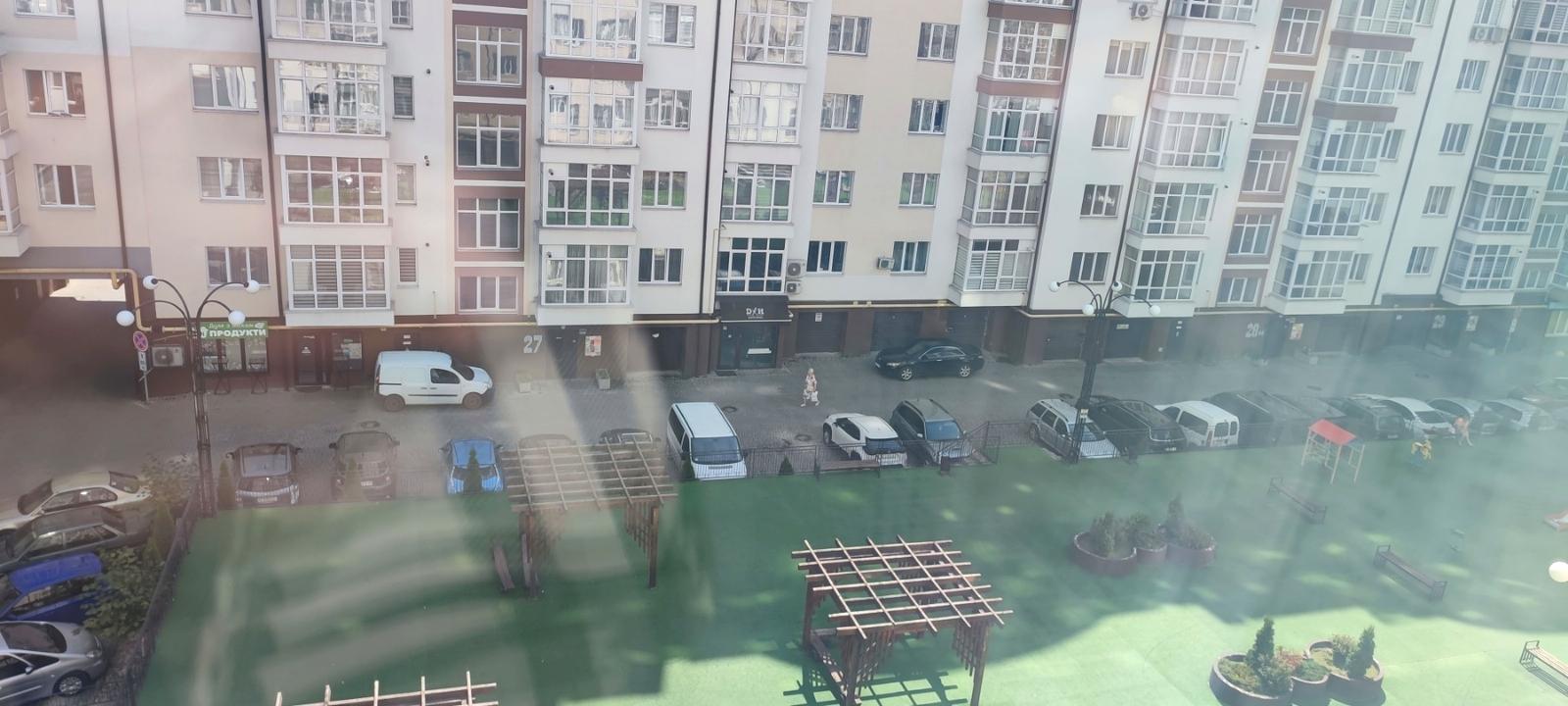 1870957686083029