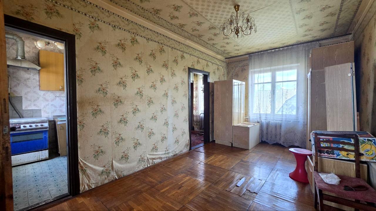 1870958848029852