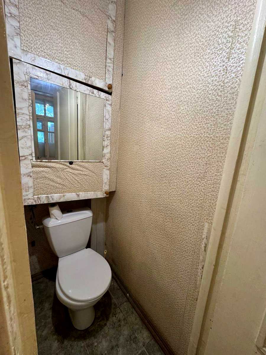 1870960678473887