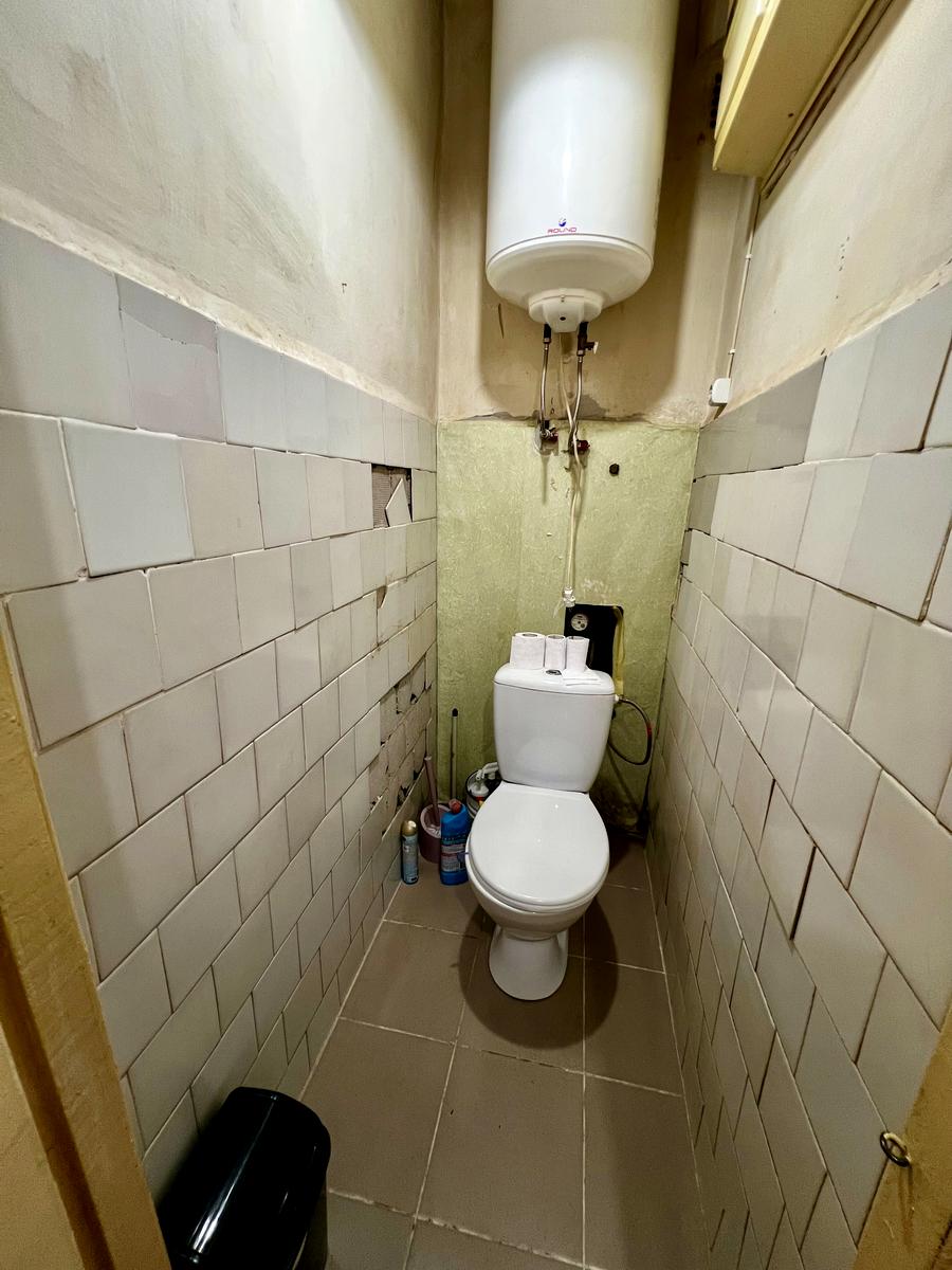 1870961558244968