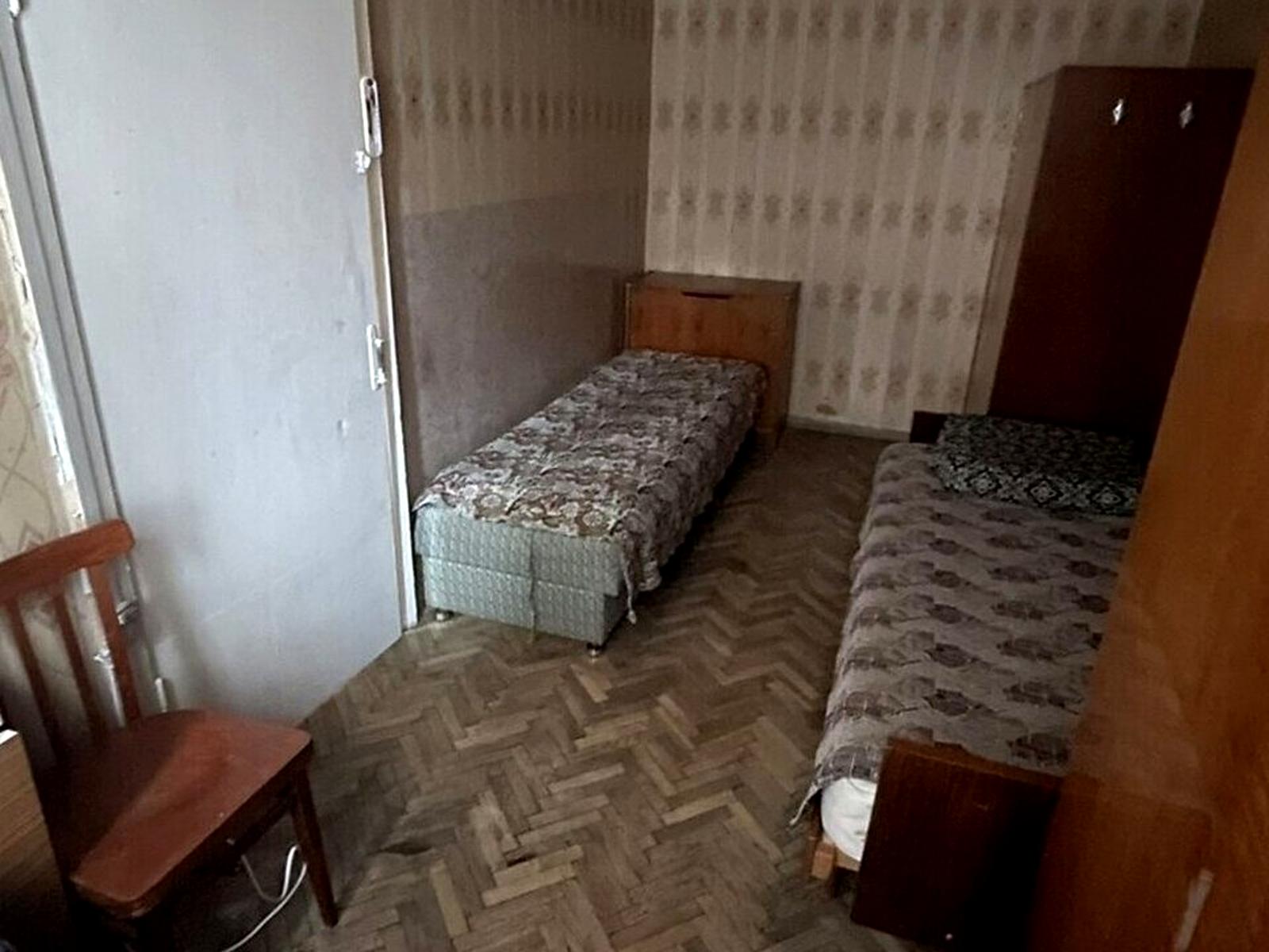 1870971843792395