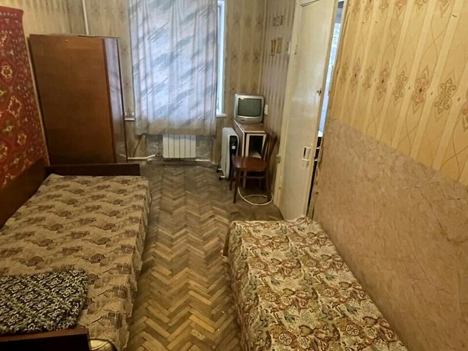 1870971860039000