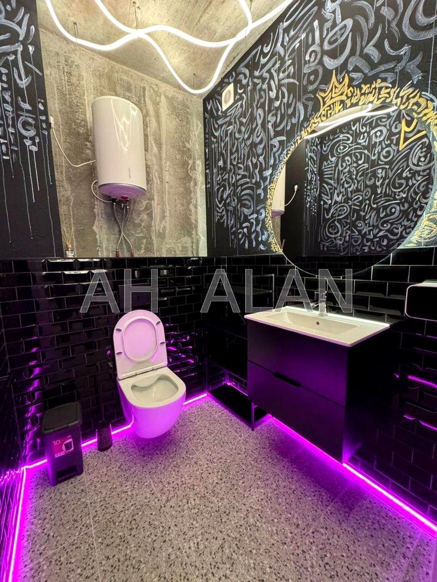 1870979878506710