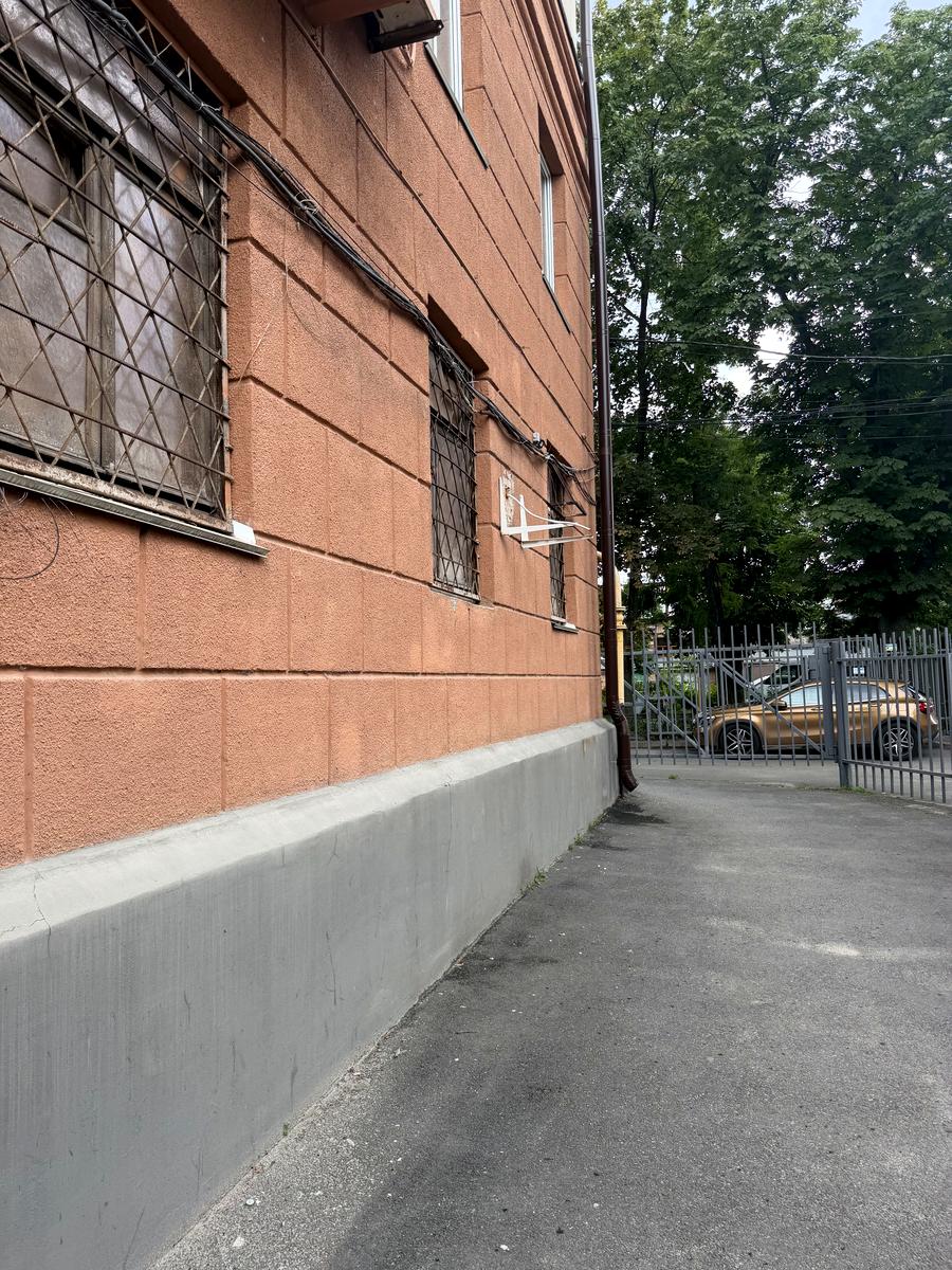 1870985478463777