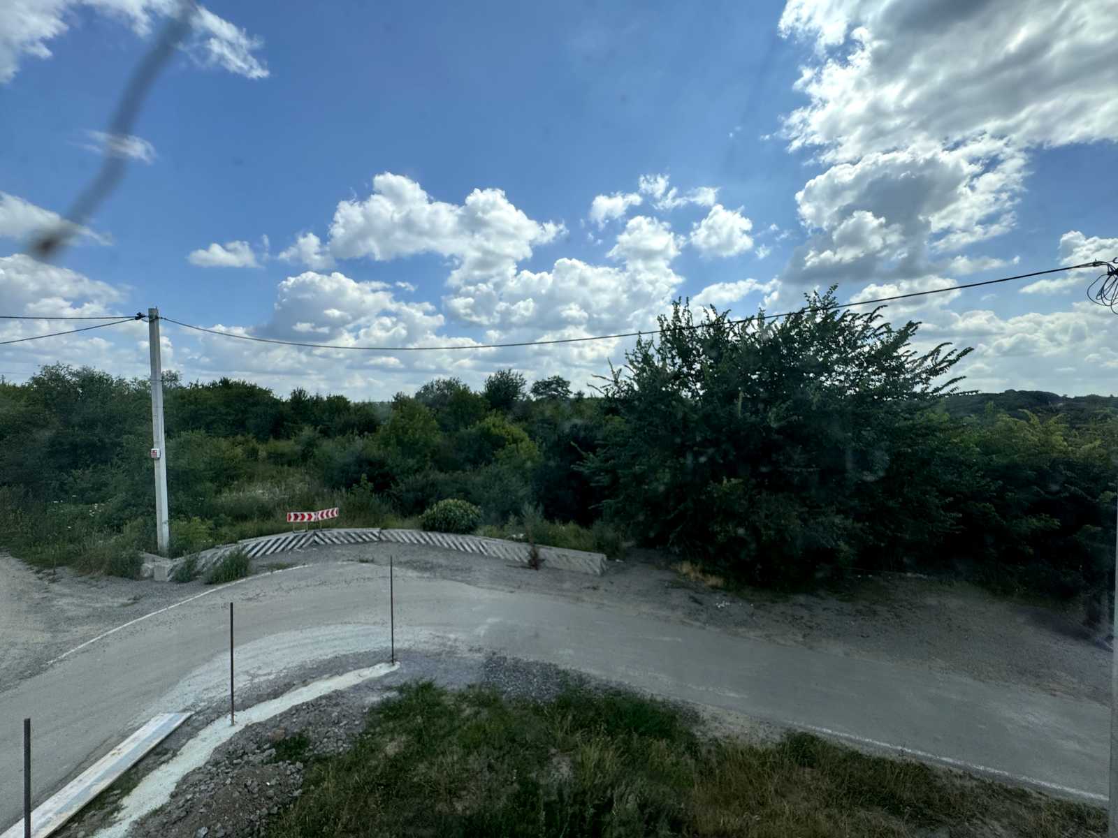 1870986394253339