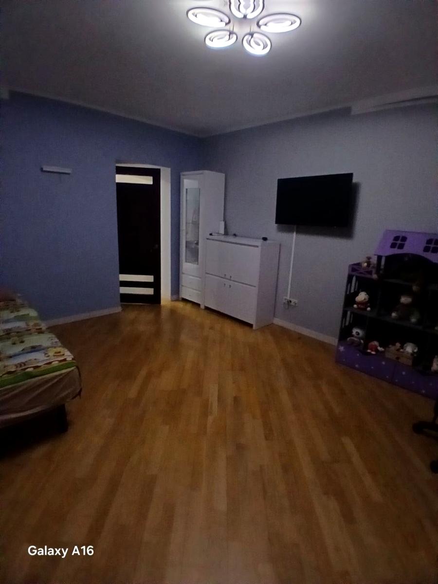 1870994174313181