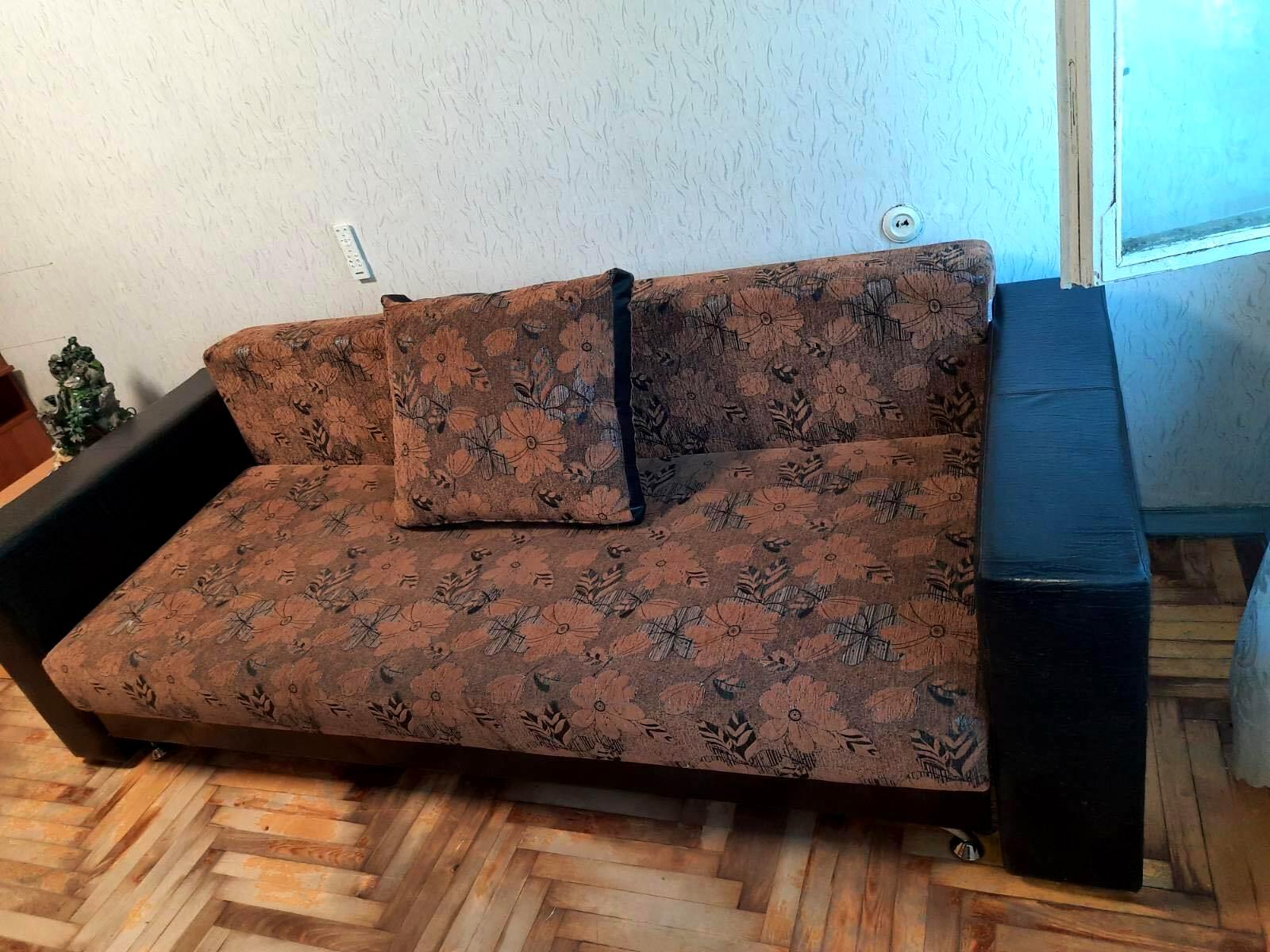 1871038565698972