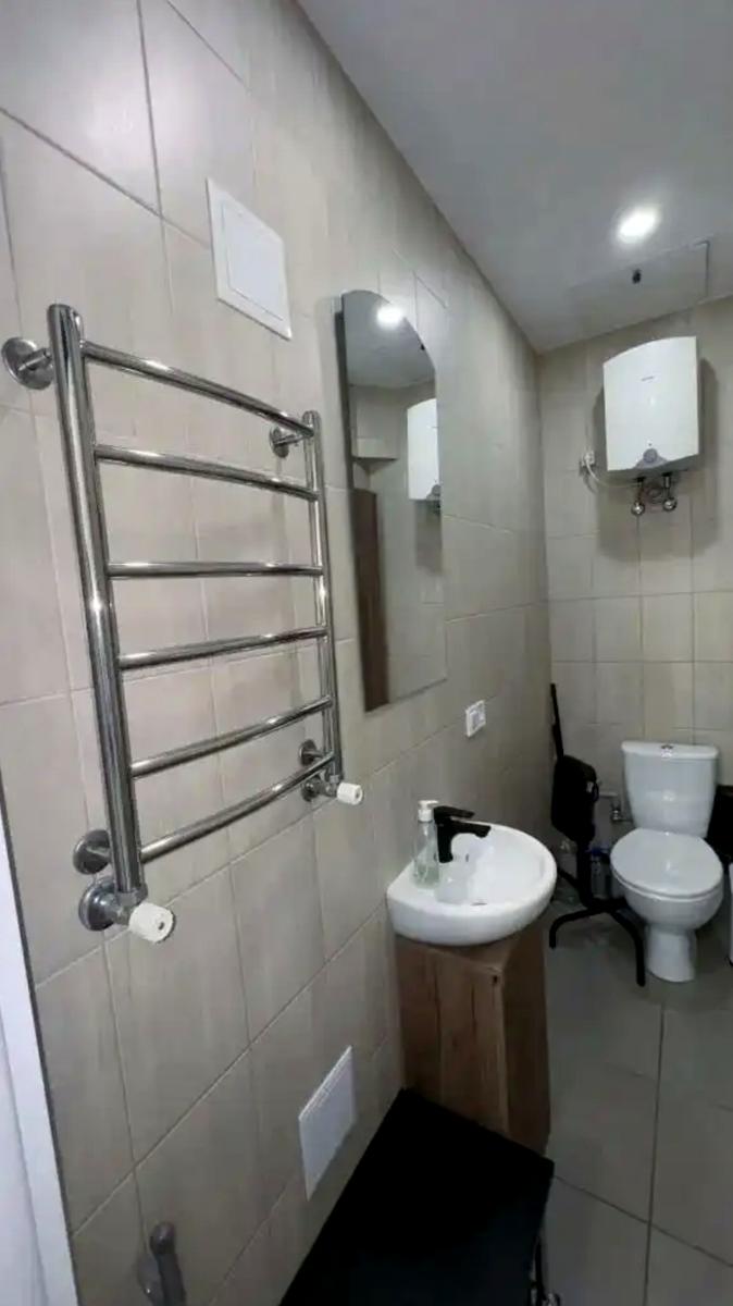 1871039656857965