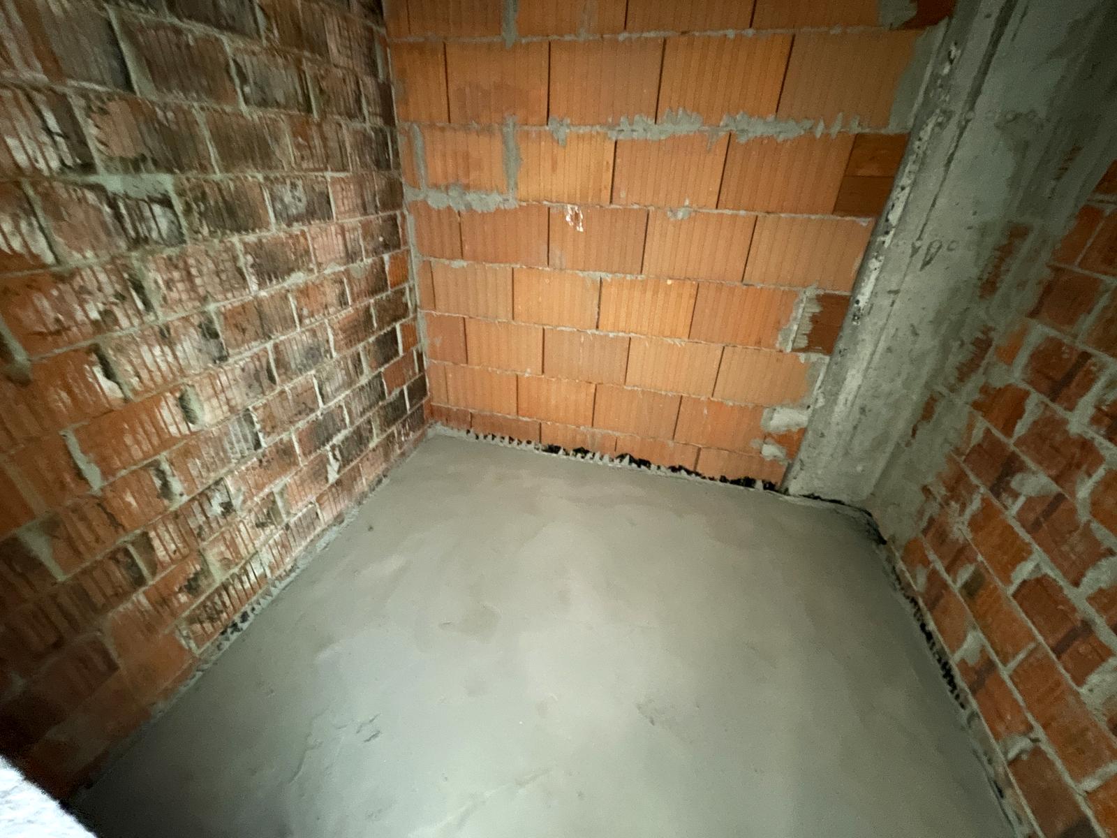 1871059684026338
