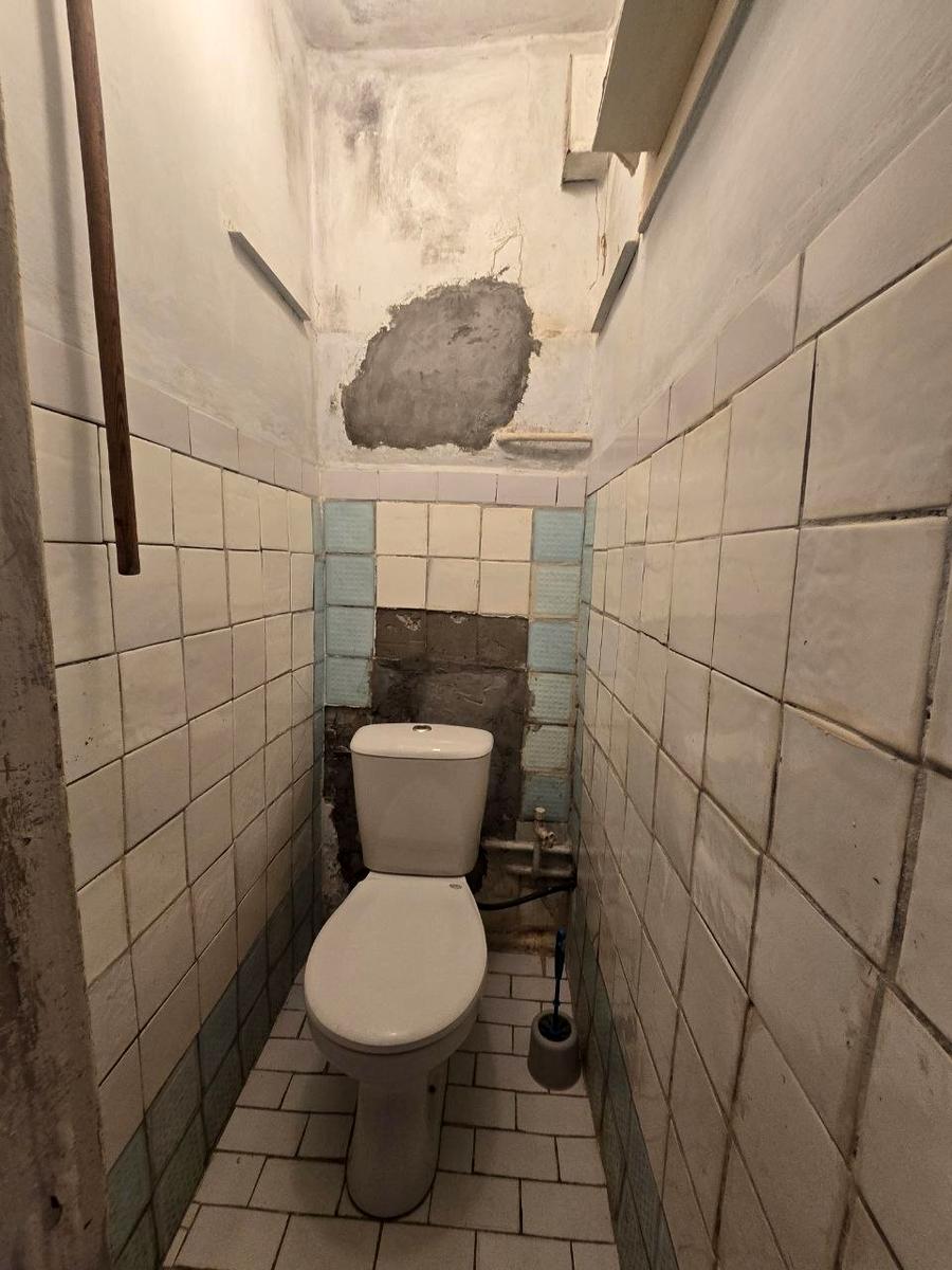 1871070095456362