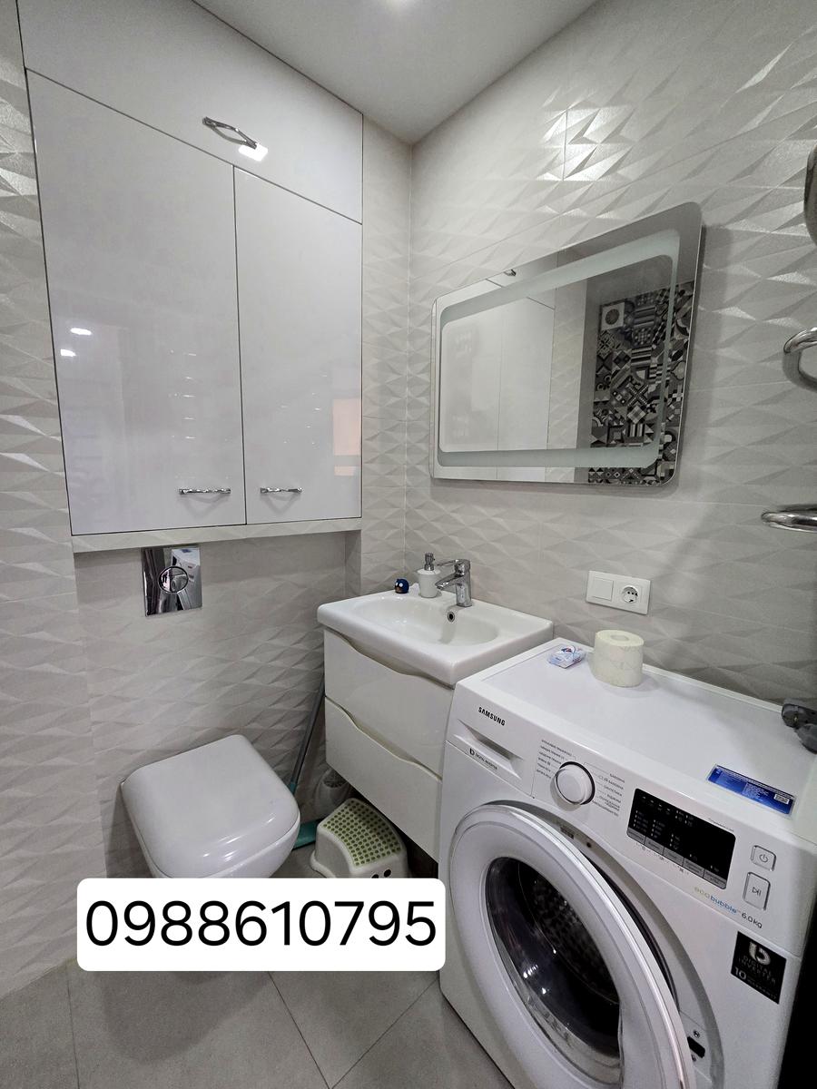 1871073786898634