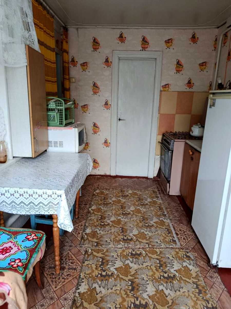 1871132456586300