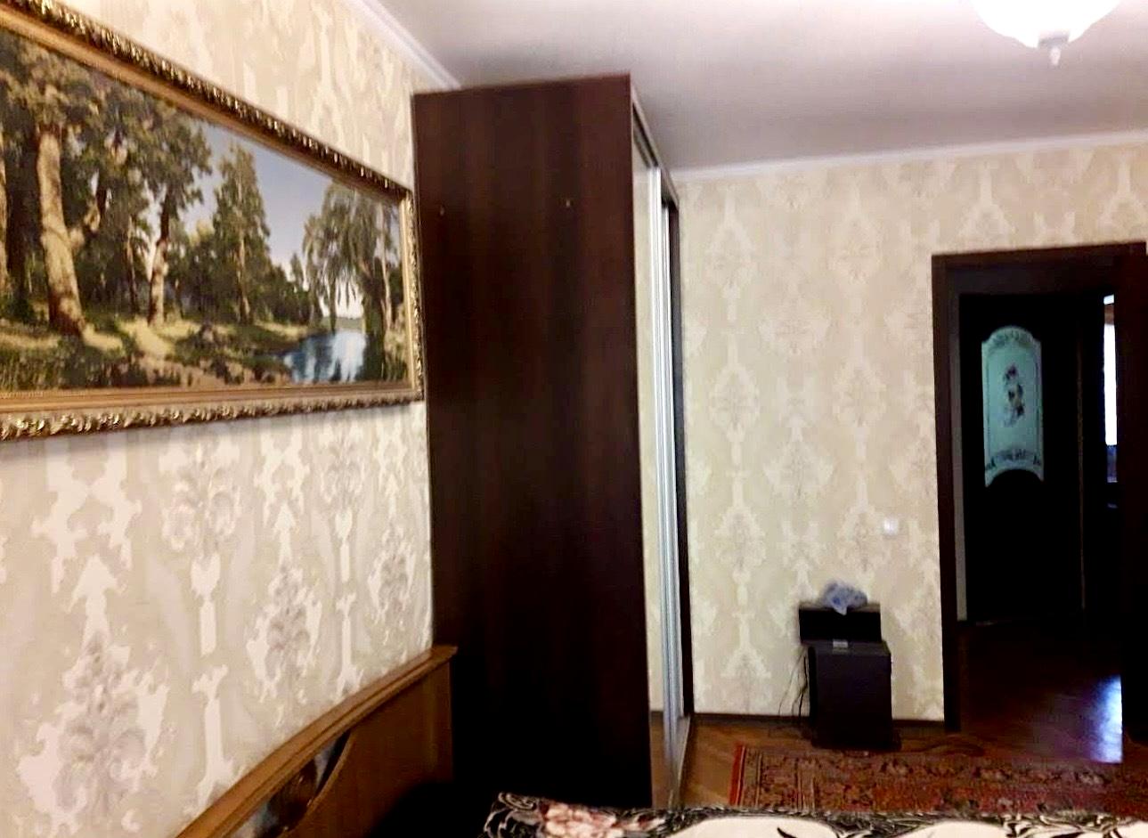 1871145978947997