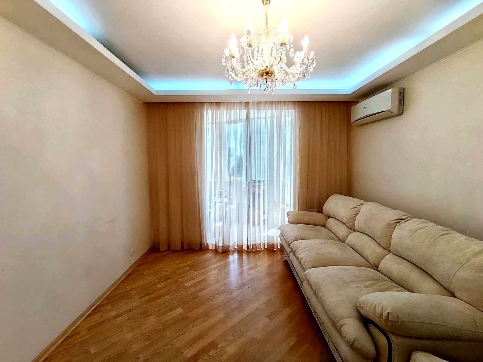 1871146256666317