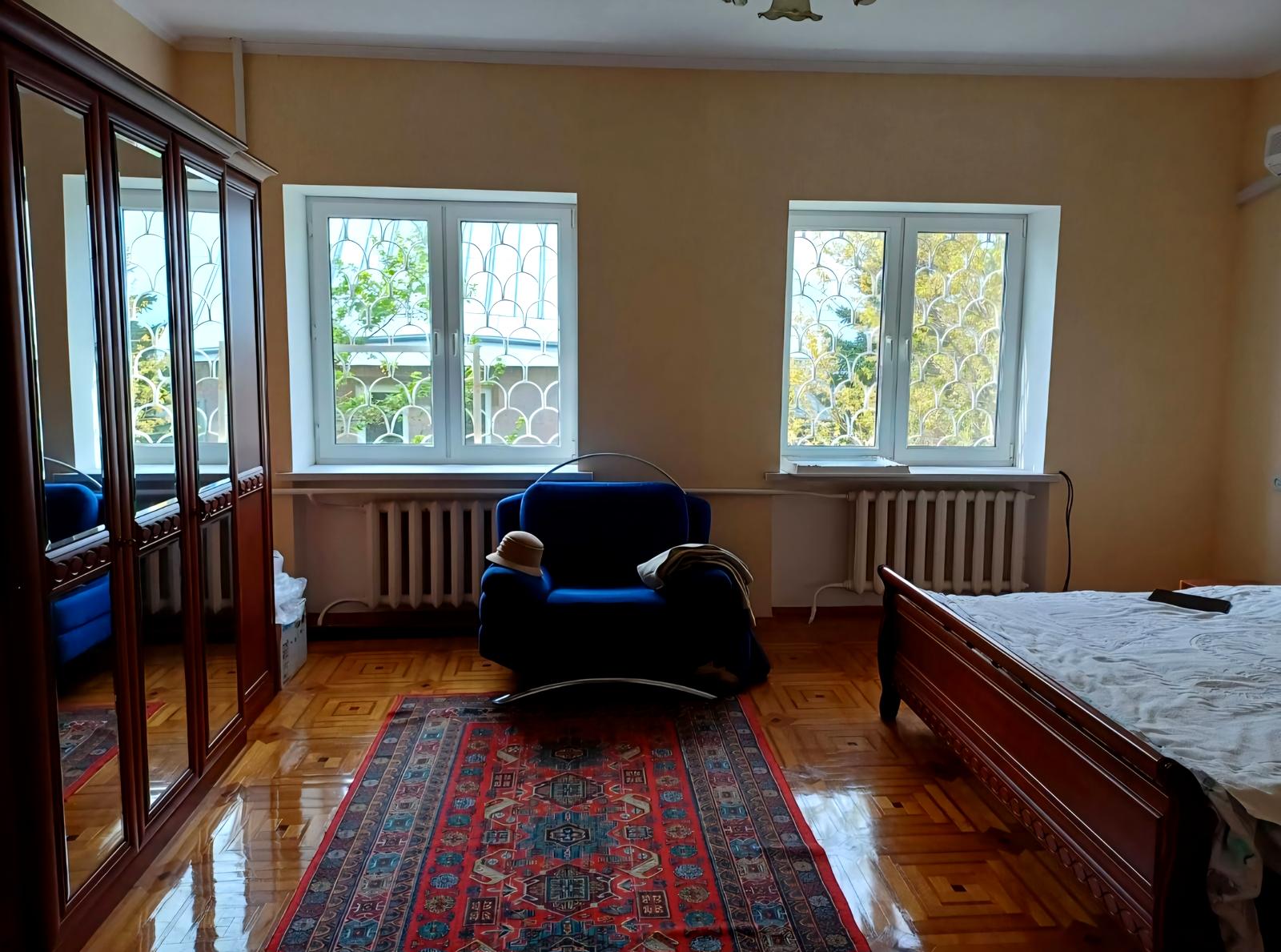 Дом по адресу (площадь 300 м²) Дом по адресу (площадь 300 м²) - Atlanta.ua