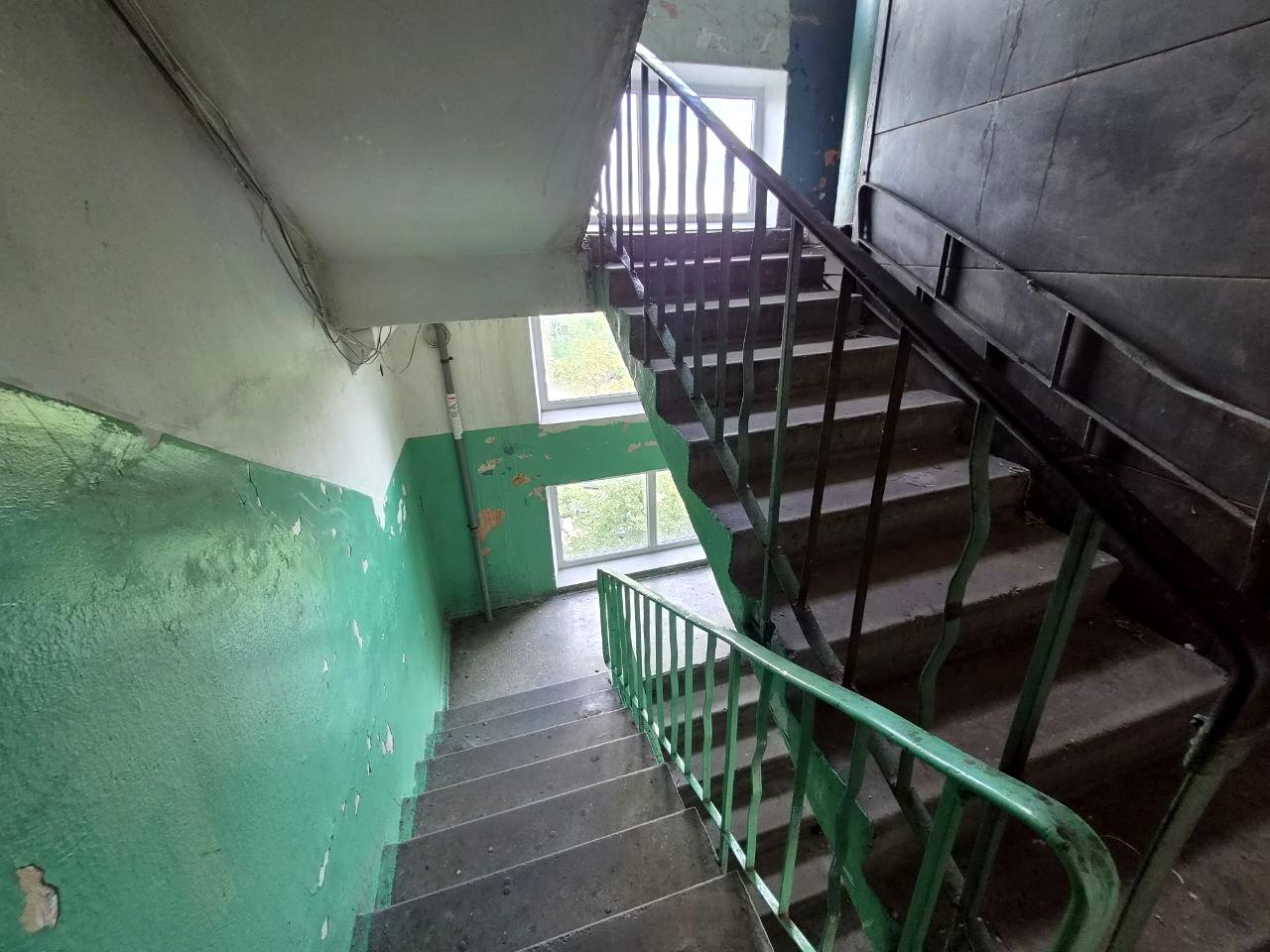 1871222512311315
