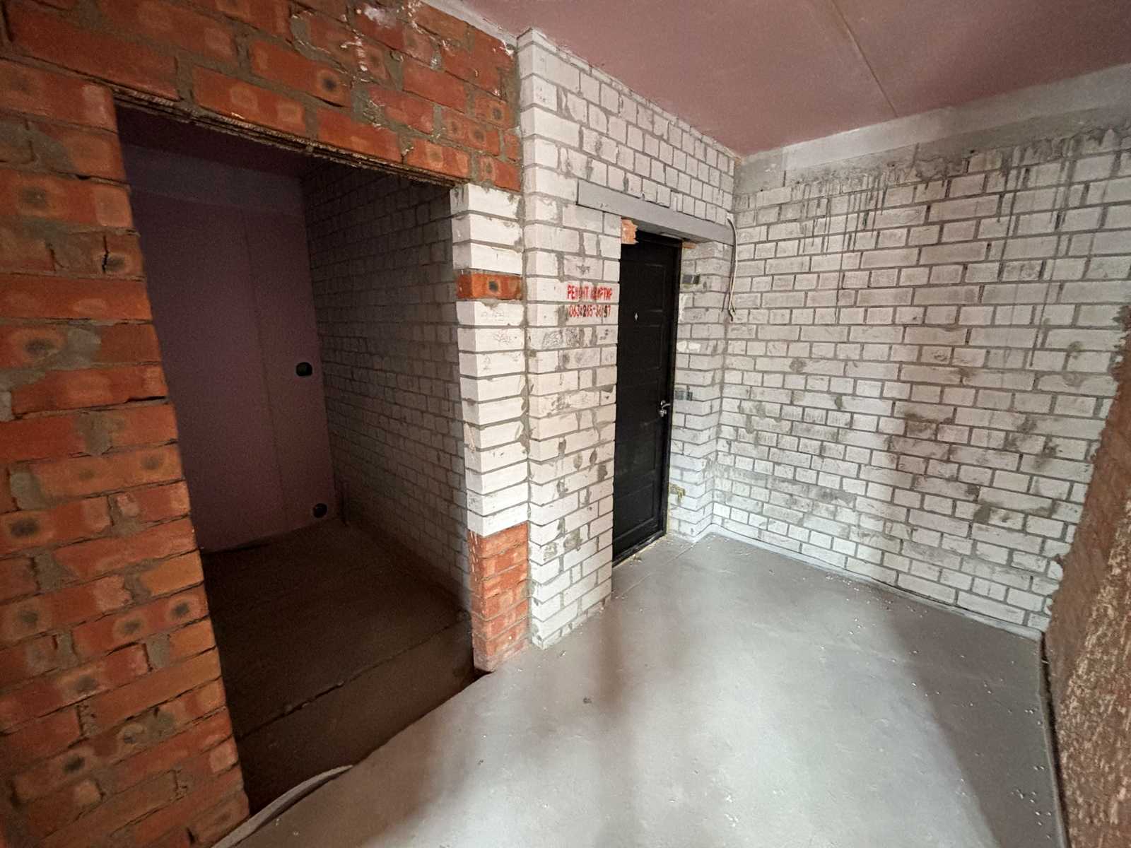 1871226293506858