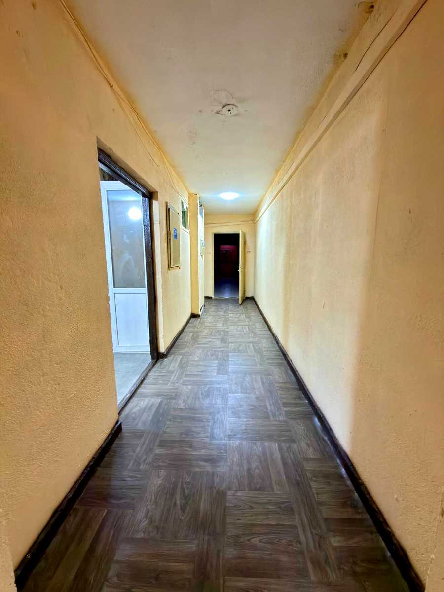 1871227992600439