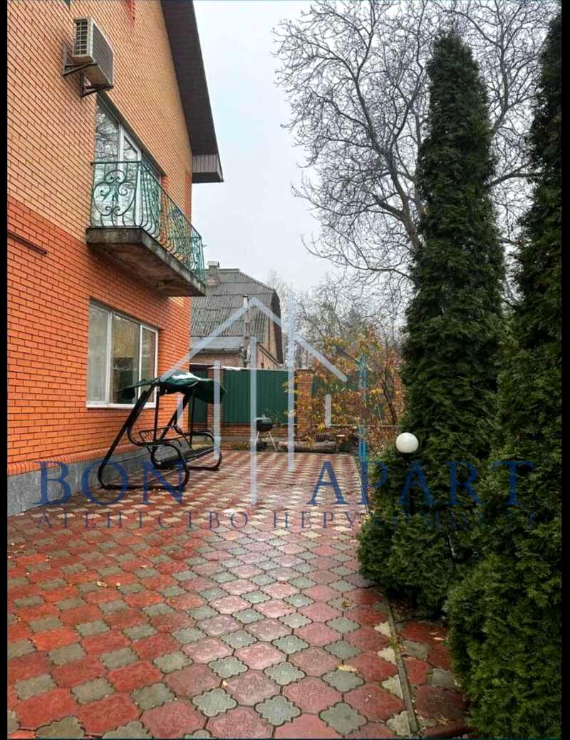 1871233577751645